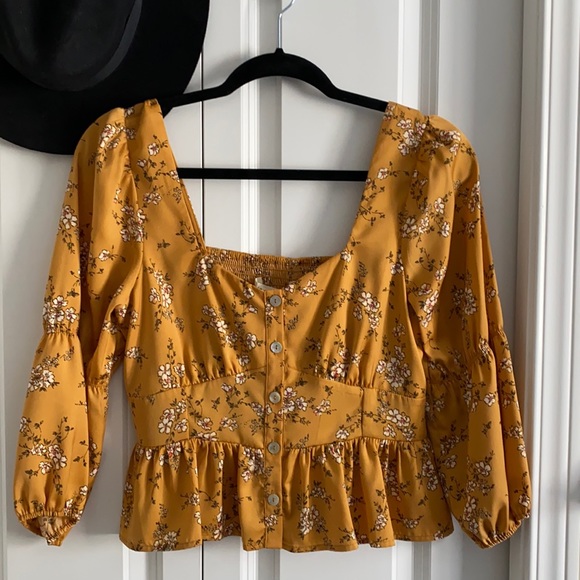 Saltwater Luxe Maddox Blouse - Picture 1 of 4